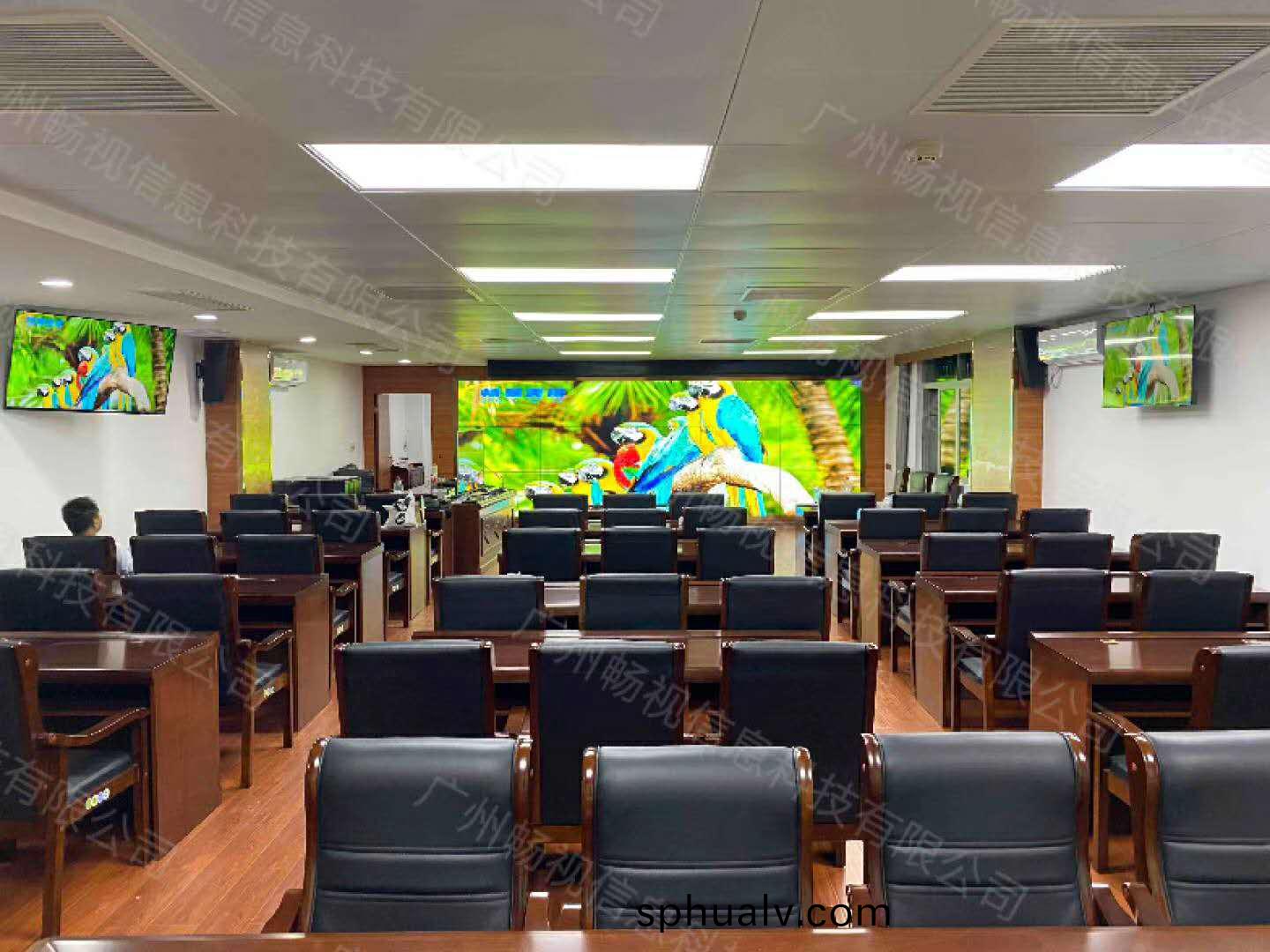 清遠(yuan)市(shi)彿岡縣(xian)政(zheng)灋(fa)委會議中(zhong)心項(xiang)目